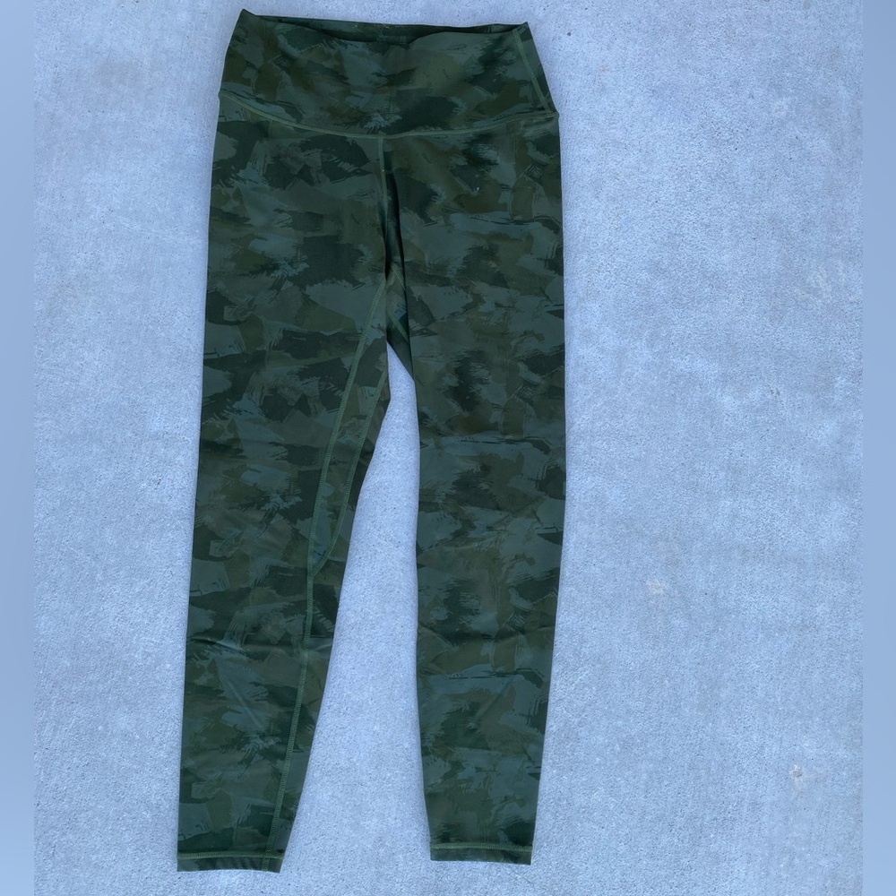 Amazon Women's Dark Green Camouflage Leggings